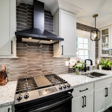 Medium Transitional Kitchen Design Alexandria, VA