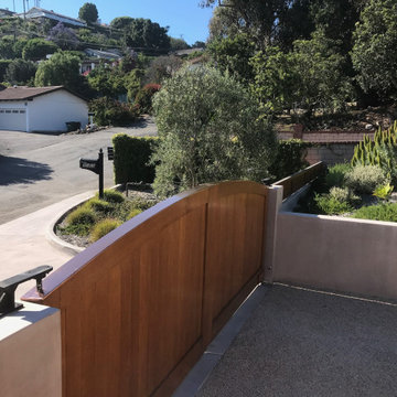 Gate