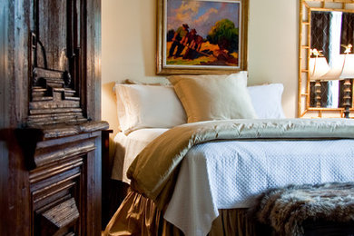 Inspiration for a timeless bedroom remodel in Philadelphia
