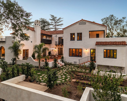 White Exterior Home Design Ideas, Remodels & Photos