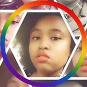 JaLeesa Young's photo