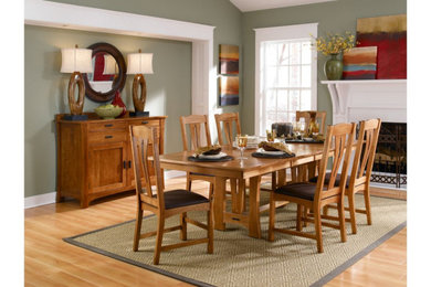 Dining room photo in Other