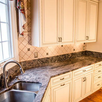 Traditional Kitchen in Glazed White on Maple with Granite Countertops in VA