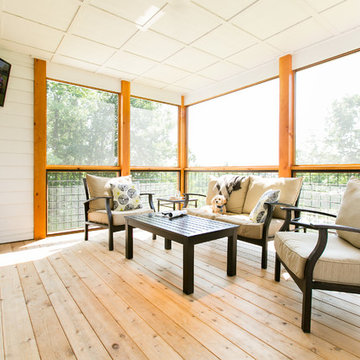 Screened-in Porch - Hidden Ridge