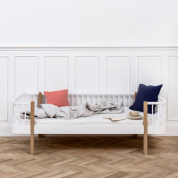 Oliver Furniture - Daybeds