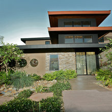 exterior hog back