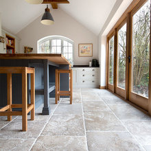 484 Kitchen