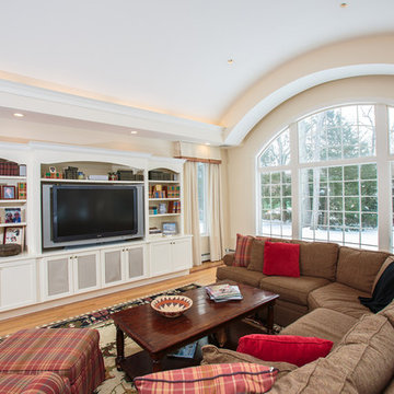 10 Nobscot Road, Weston, MA