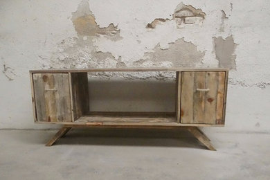 Mueble TV de madera reciclada / Meuble TV en bois reyclé / Recycled wood tv fur