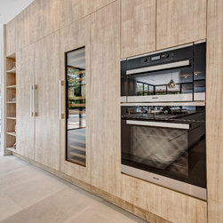 PINECREST HOUSE - Products