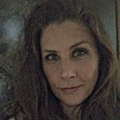 Kristen White's photo