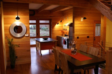 Home design - modern home design idea in Seattle