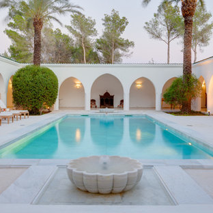 Pool FountainPuertas en arco