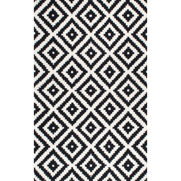 nuLOOM Hand-Tufted Geometric Tuscan Rug, Black, 6'x9'