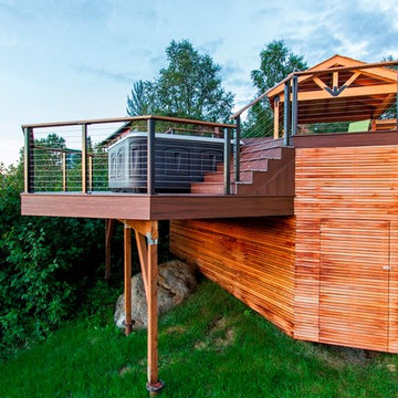 Sidorof - 180 degree panoramic views of Anchorage and the inlet