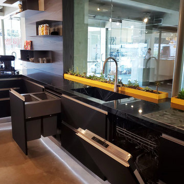 Nova Studio Showroom - Black Kitchen