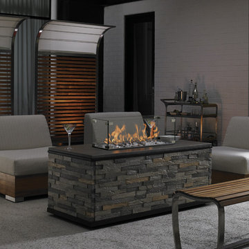 Tres Chic Lounge Area with Firepit