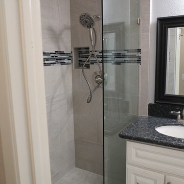 Pomona Second Bath
