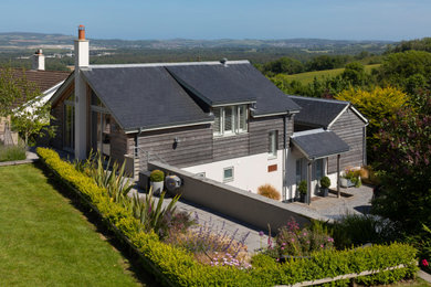Photo of a contemporary exterior in Devon.