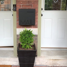 1071 Mailbox and House Numbers