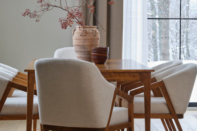Dining room - dining room idea in Jacksonville