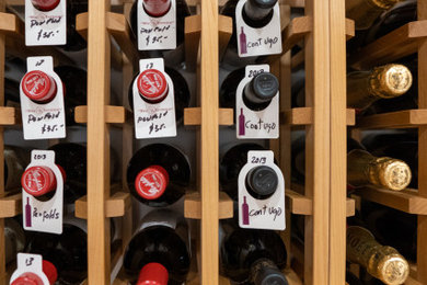 Residential Wooden Wine Rack Wine Labeling