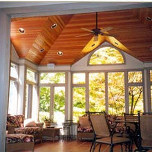 Airy lodge living room