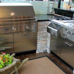 Outdoor Kitchens - Outdoor Grills