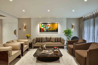 Example of a trendy home design design in Mumbai