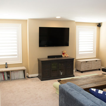 Rolling Hills Estates -Open Loft TV Room