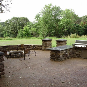 Outdoor Kitchen