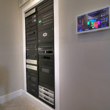 Foyer Equipment Rack