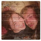 Ashley Neaces foto