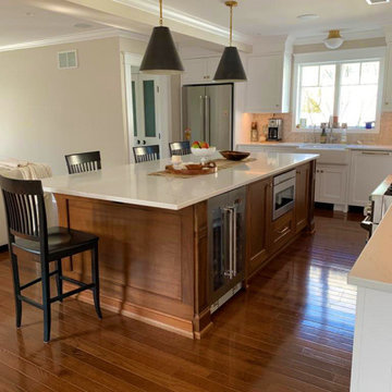 Cusctom White Kitchen