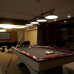 District - Hardwood Flooring