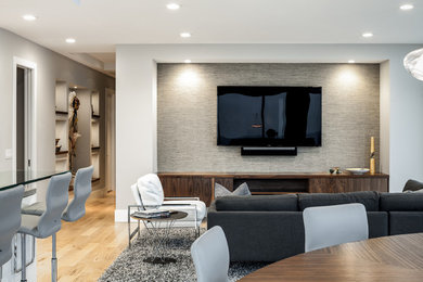 Example of a family room design in Grand Rapids
