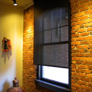 Sunscreen roller shades
