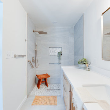 Bobbie's Bathroom