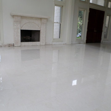 Polished Porcelain, 24"x24" Tile with a 1/8" Grout Line