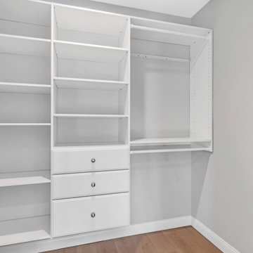 Custom Closet with Built Ins