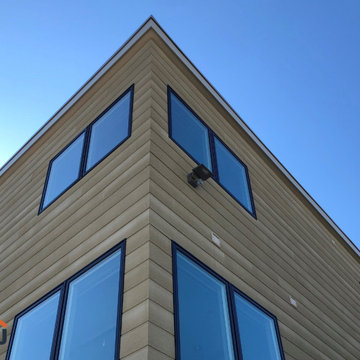 Modern Beach House - Intellectual Gray NuCedar Shiplap Siding