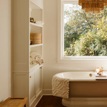 Upstairs Bathroom