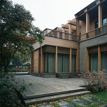 f house