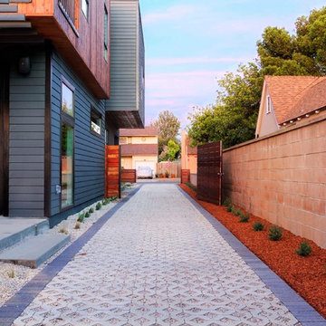 Permeable Driveway in Los Angeles - View 13