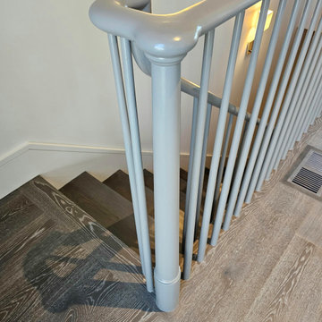 Project #112 | Traditional Staircase with Continuous Rail System