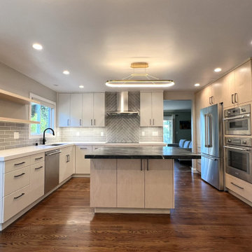 Lassen Contemporary Kitchen