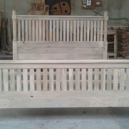 Solid wOoD furniture. - Products