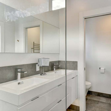 Master Bathroom with Toilet Room