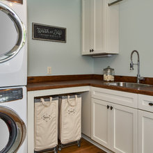Lake House Laundry Room