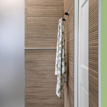 Scandinavian Hall Bath- West Towson